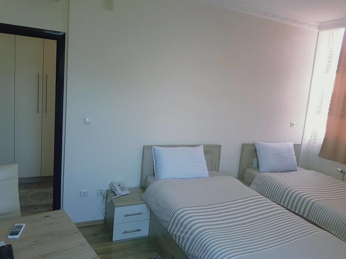 Bolero Hotel Ferizaj Ngoại thất bức ảnh